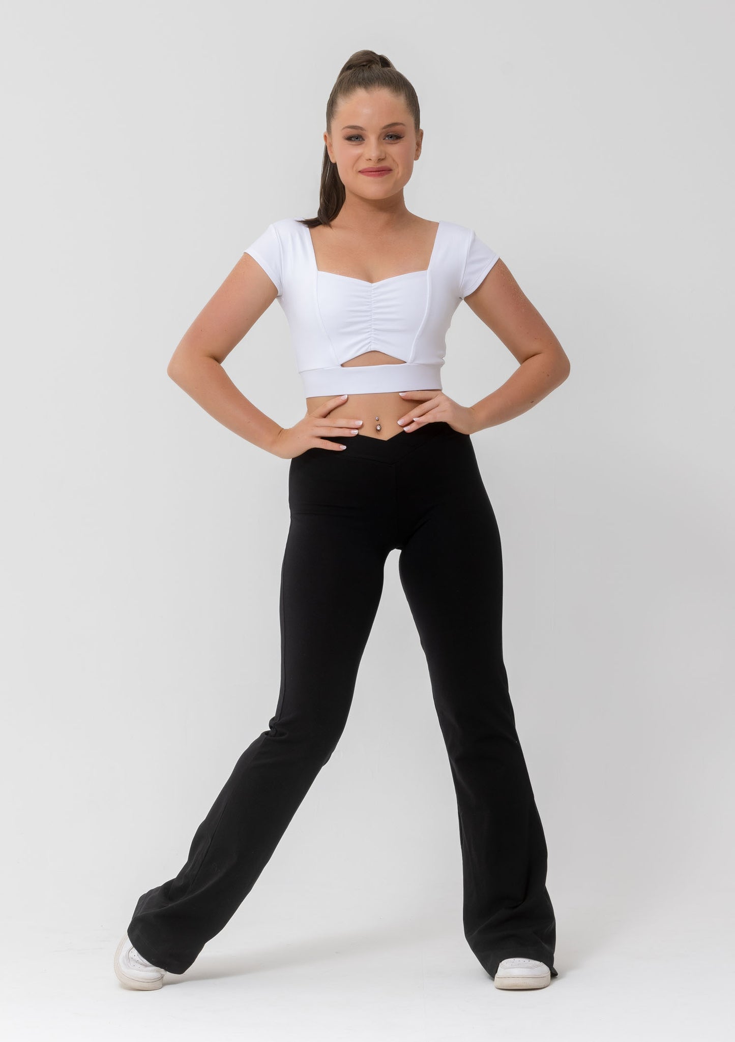 Studio 7 Bobby Crop - Adult