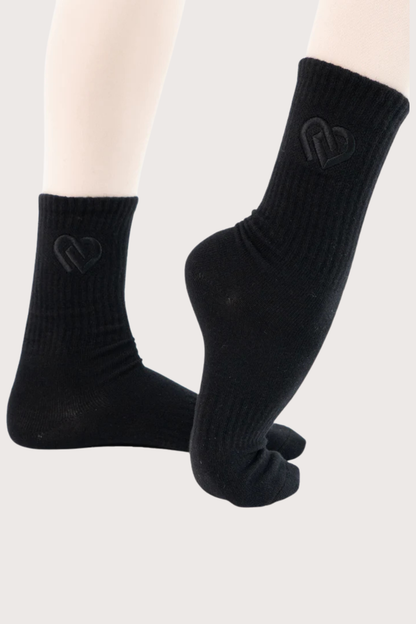 Claudia-Dean-Collections-Active-Crew-Socks-In-Black