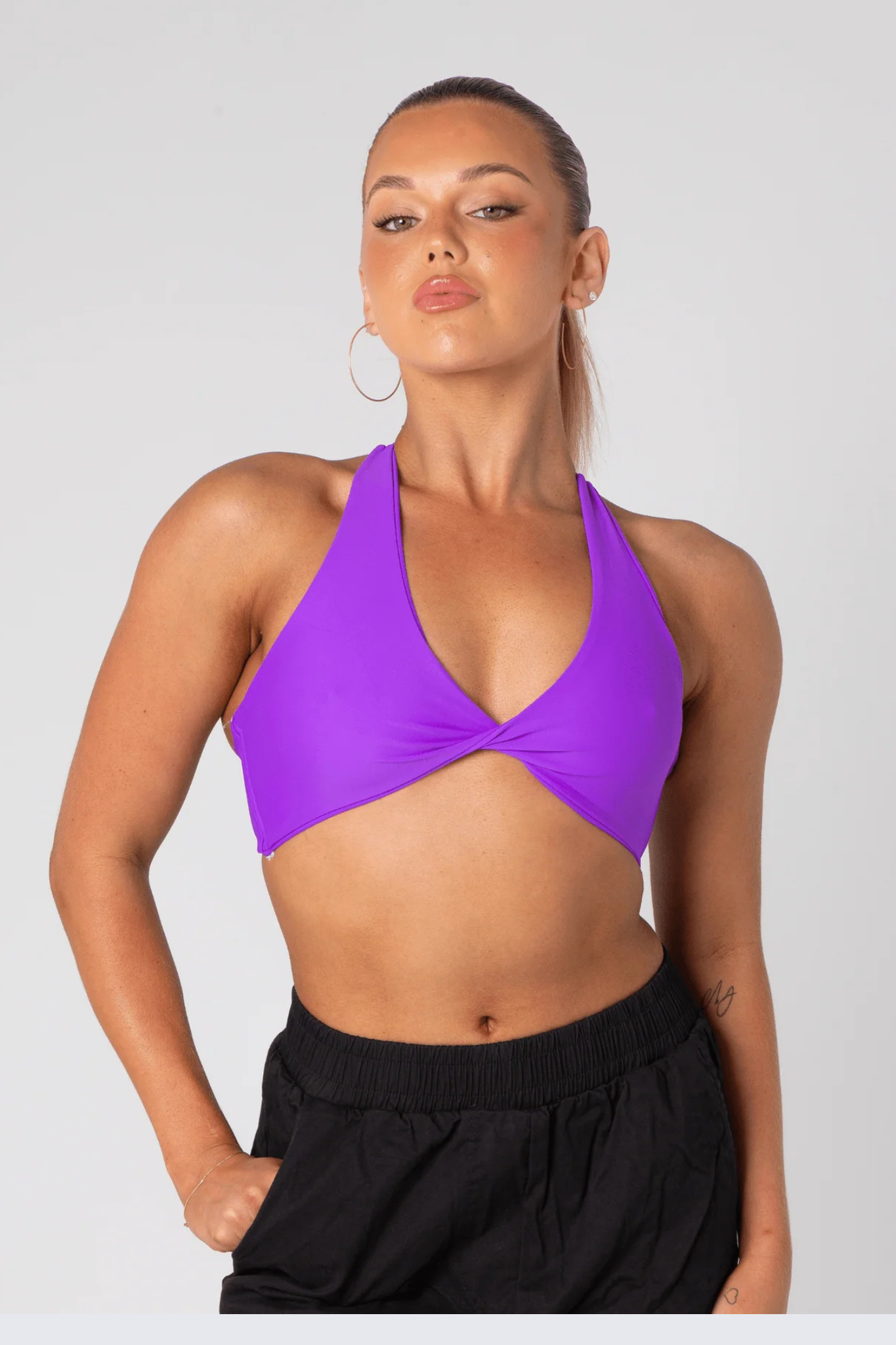 Cosi G Kyra D Twsit Crop 