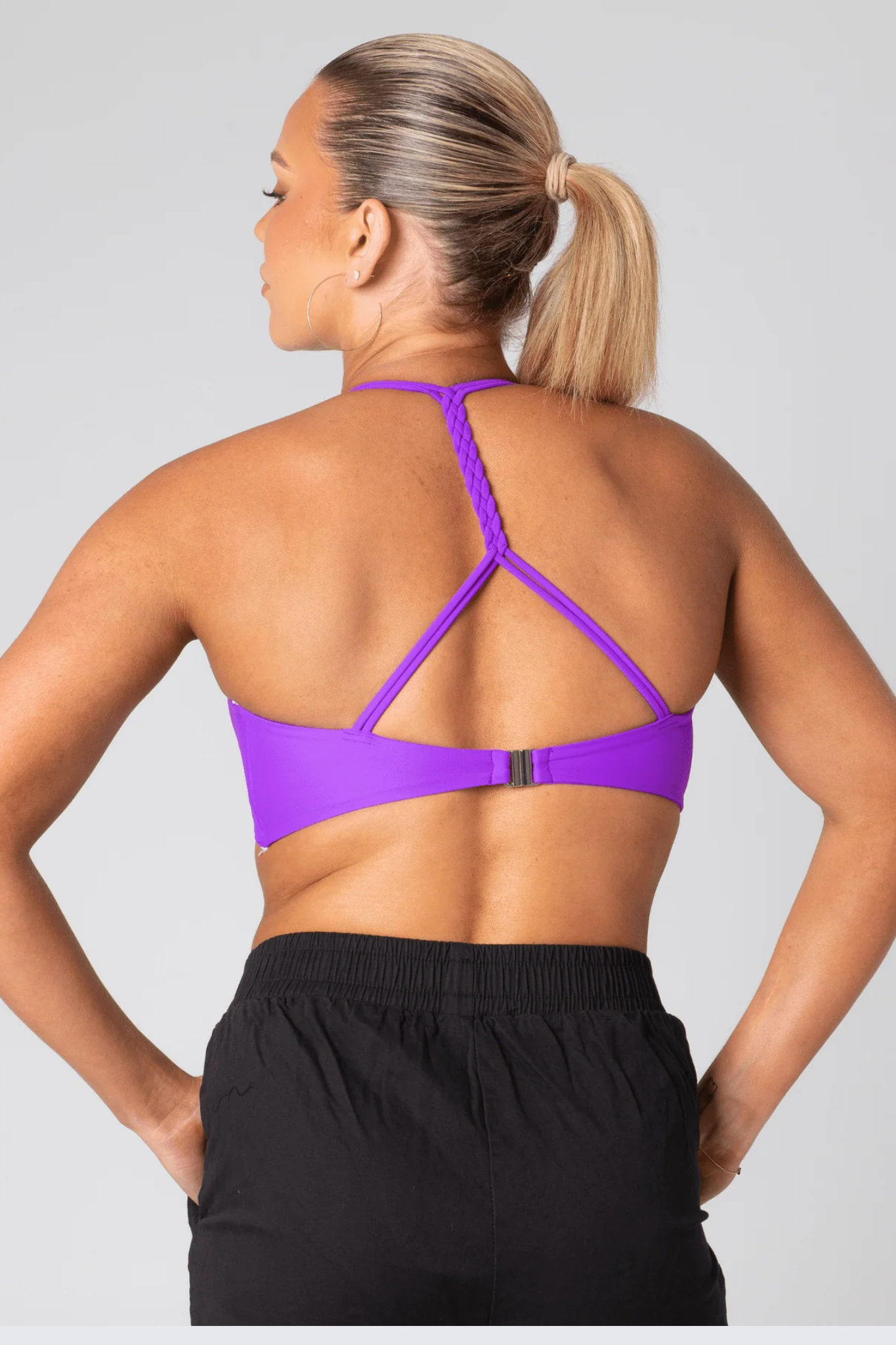 Cosi G Kyra D Twsit Crop