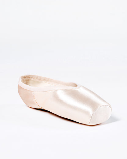 Energetiks-Thea-Pointe-Shoe